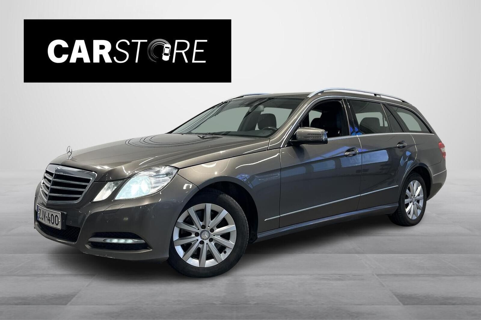 Mercedes-Benz E - ZJV-400
