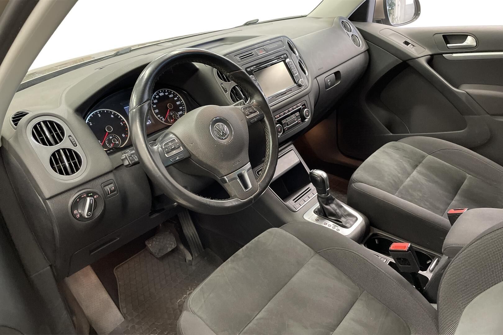 Volkswagen Tiguan 2014, bild 7/25