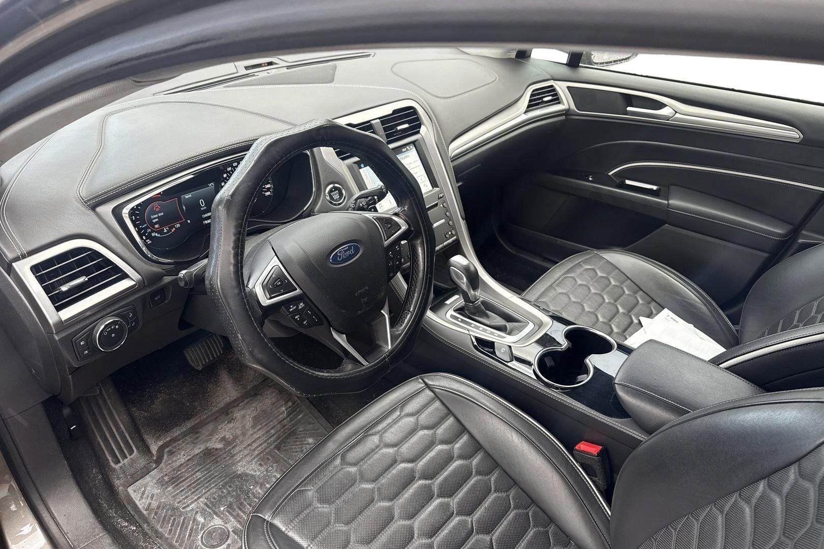 Ford Mondeo 2017, kuva 4/10