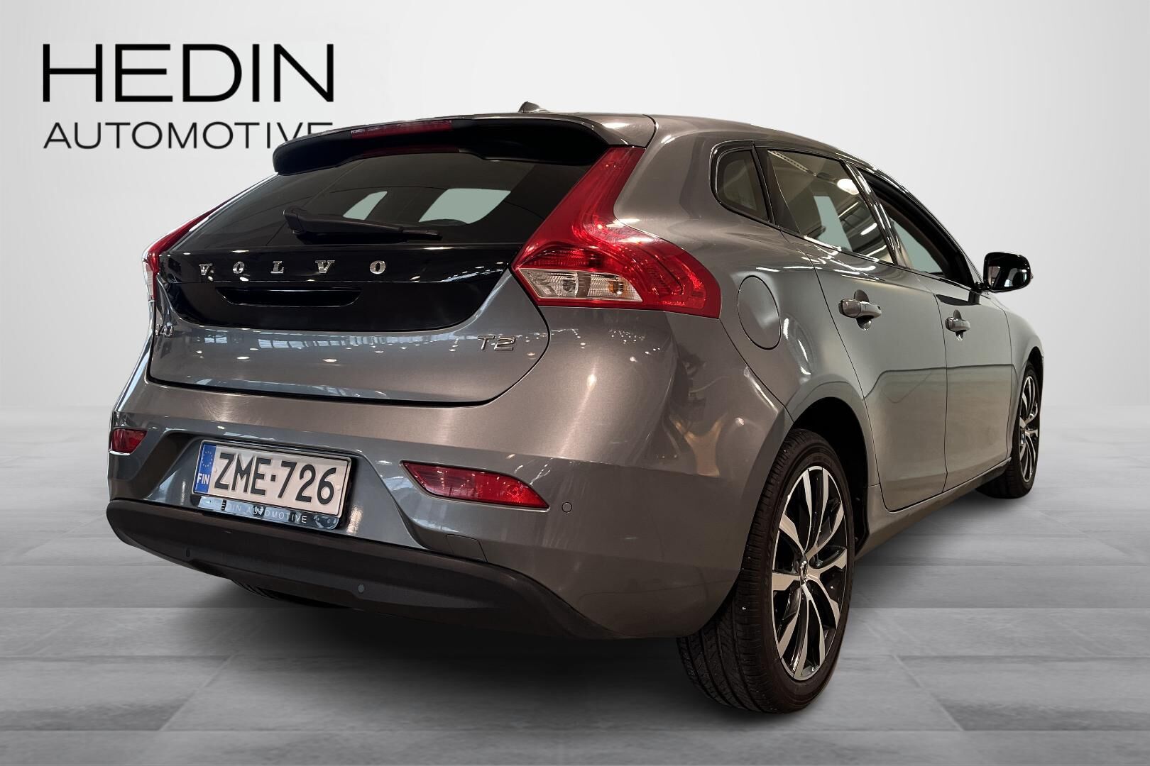 Volvo V40 2019, kuva 2/25