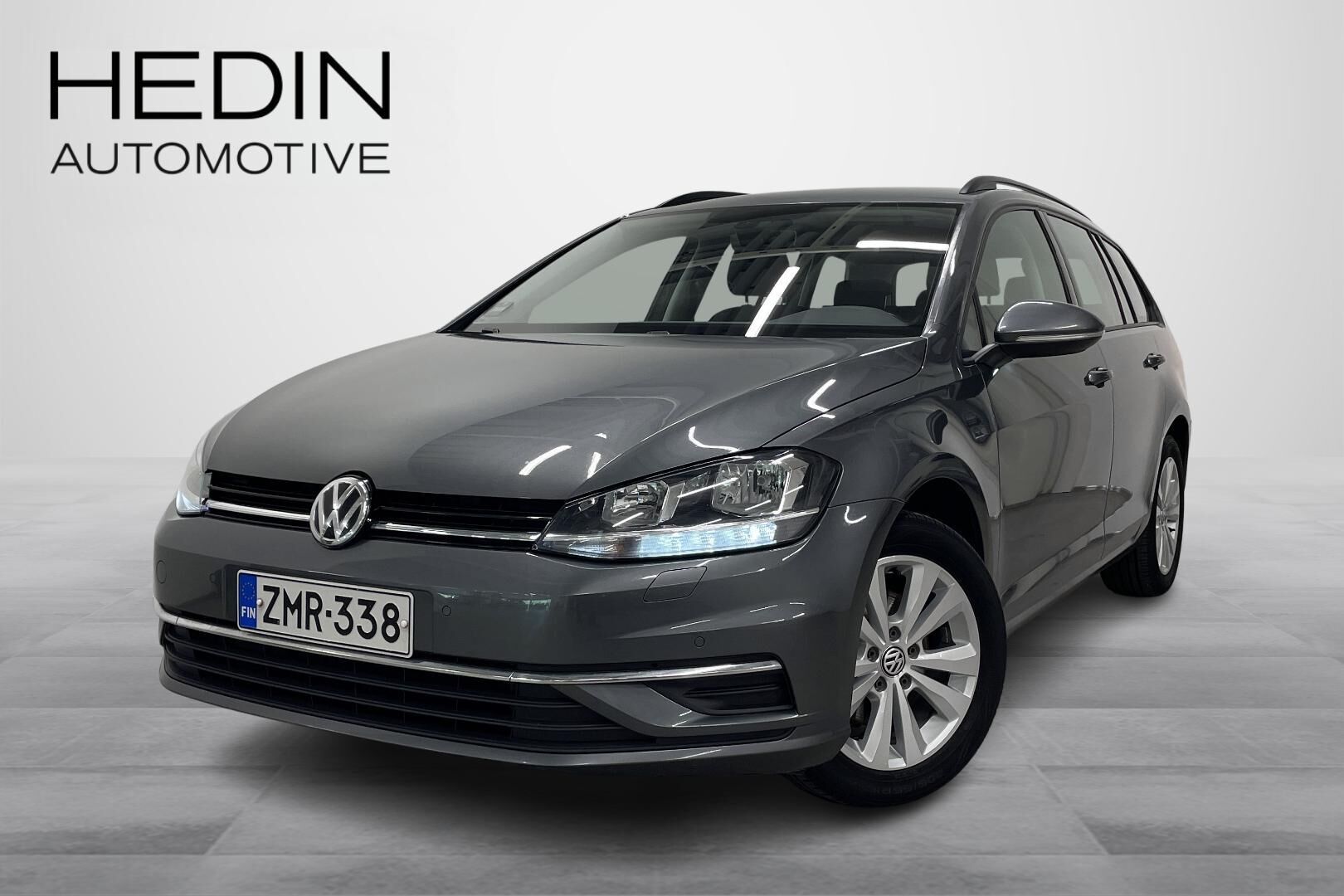 Volkswagen GOLF - ZMR-338