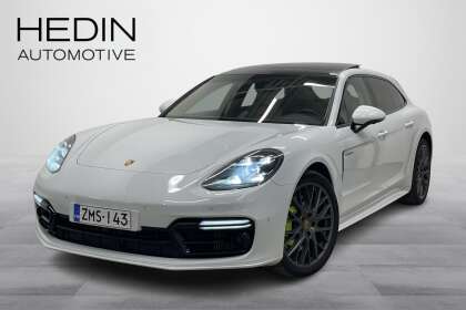 Porsche PANAMERA 4 E-Hybrid Sport Turismo // SPORT DESIGN / Sport-putkisto / Hieronta / Bose / ACC - ZMS-143