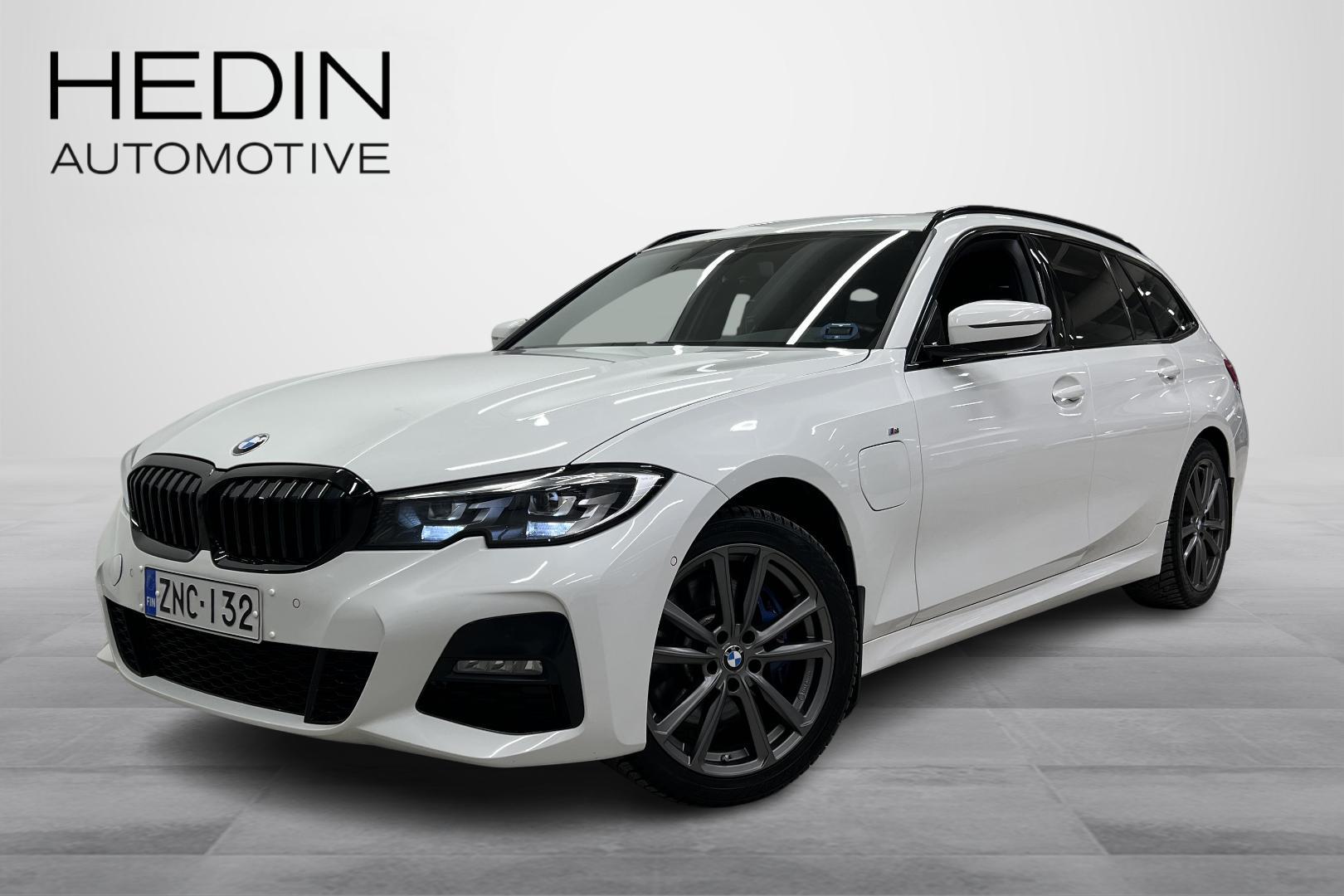 BMW 330 G21 Touring 330e xDrive Business M Sport // Vetokoukku / Comfort Access/ LED / HiFi //