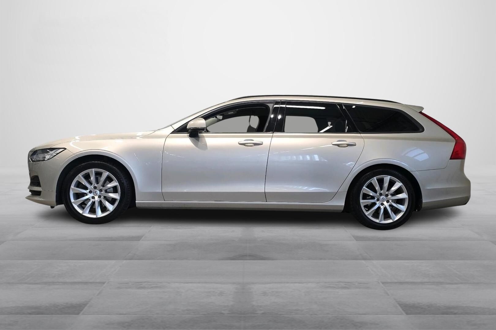 Volvo V90 D3 AWD Momentum aut 2017, bild 7/22