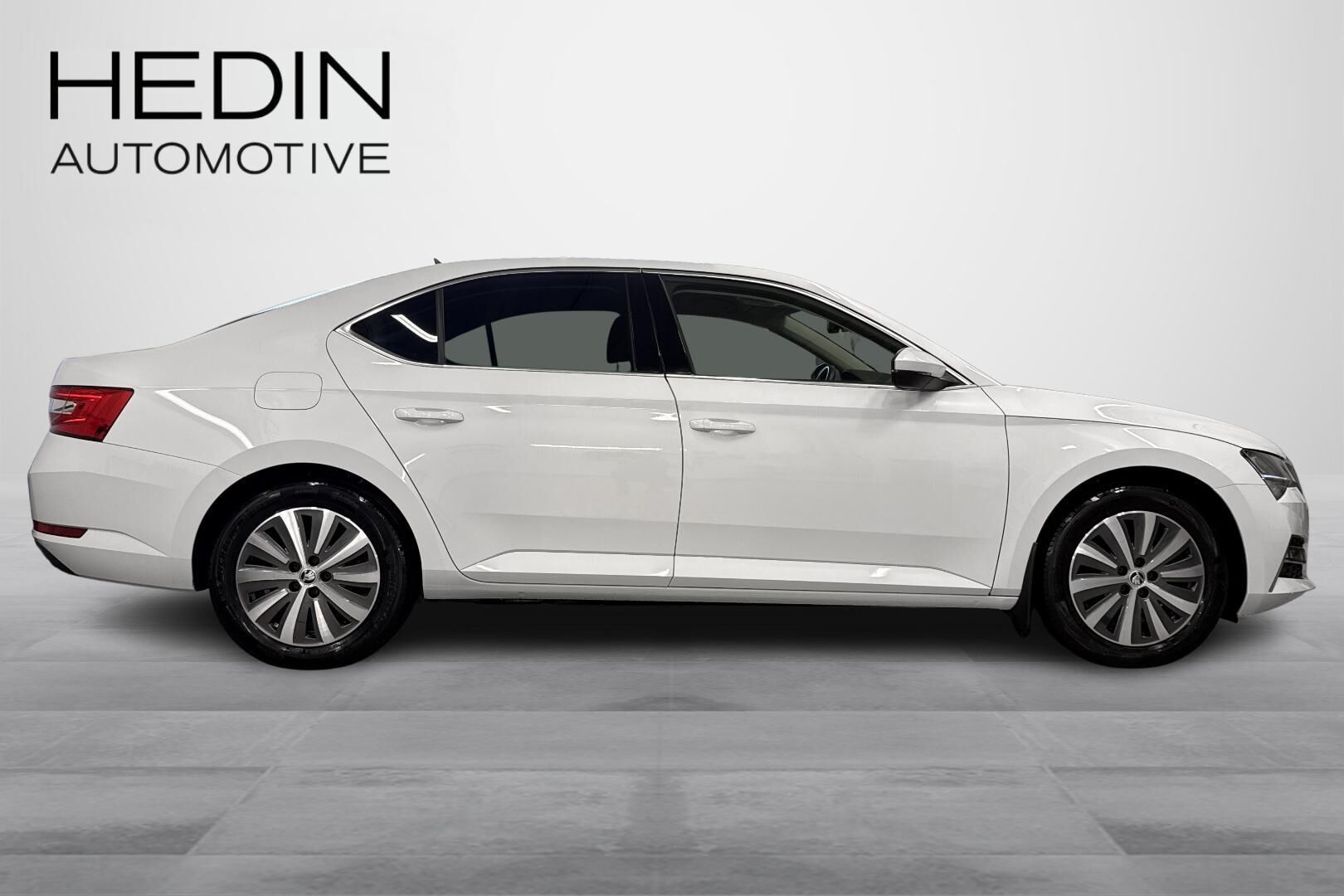 Skoda Superb 2021, kuva 7/41