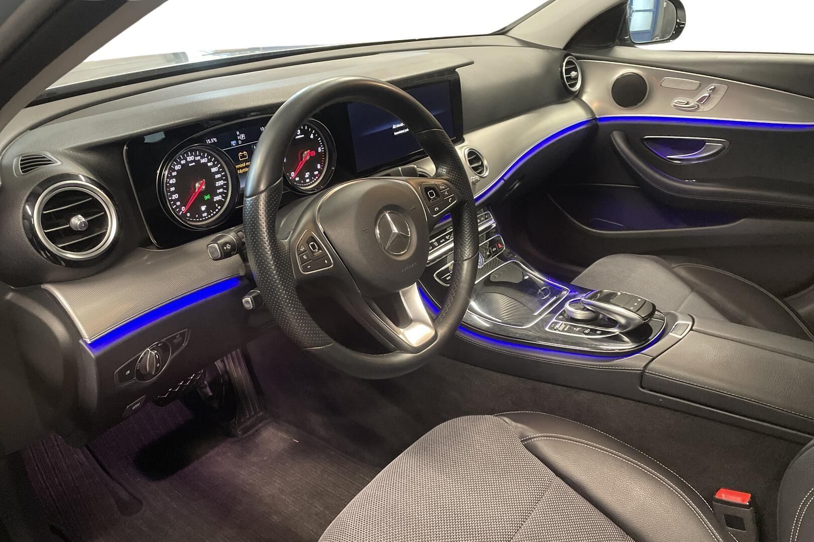 Mercedes-Benz E 2018, kuva 7/15