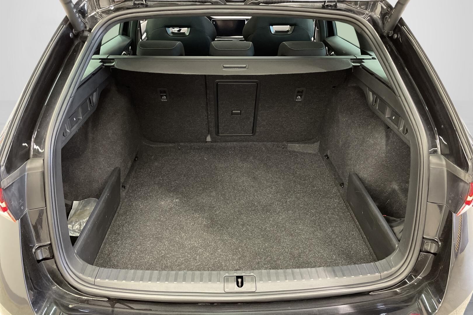 Skoda Octavia 2024, photo 6/29