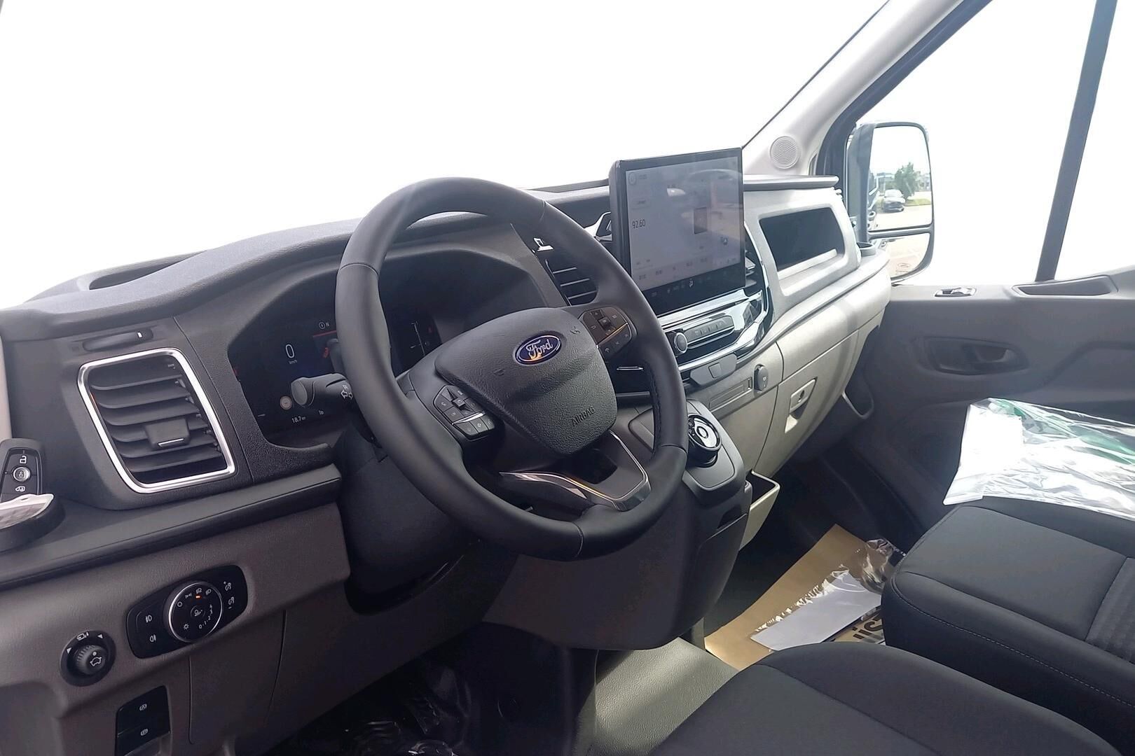 Ford Transit 2025, photo 7/12