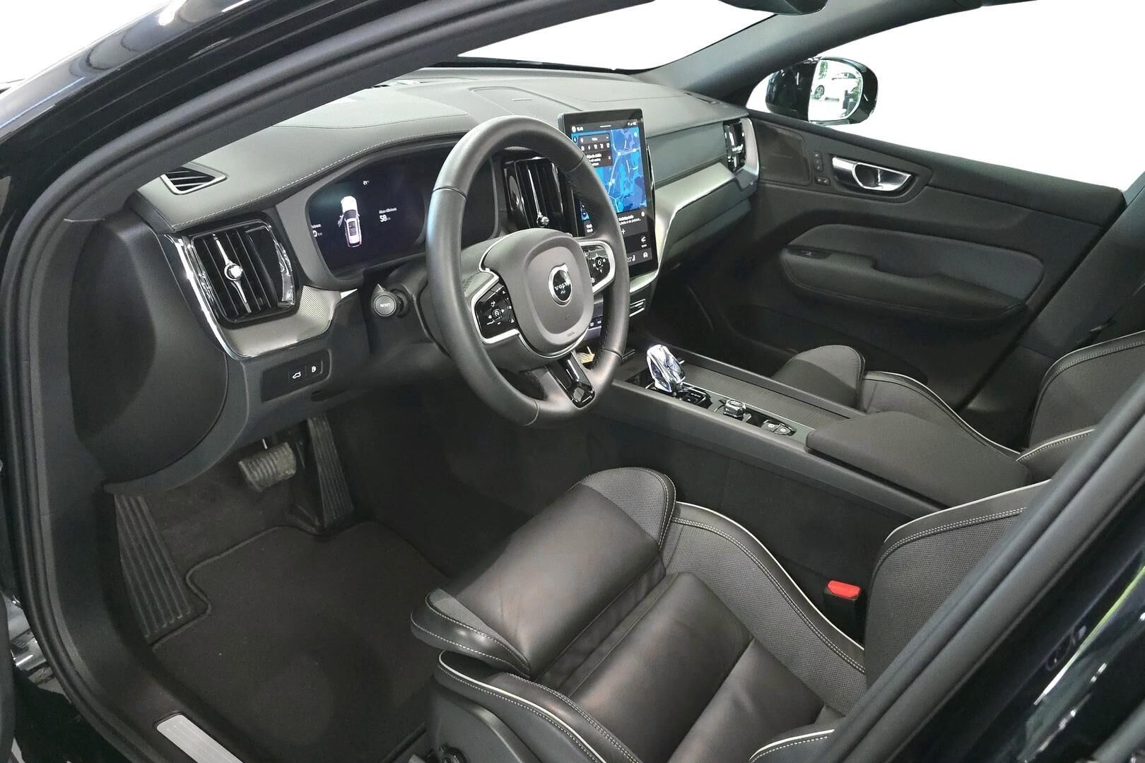 Volvo XC60 2026, kuva 7/21