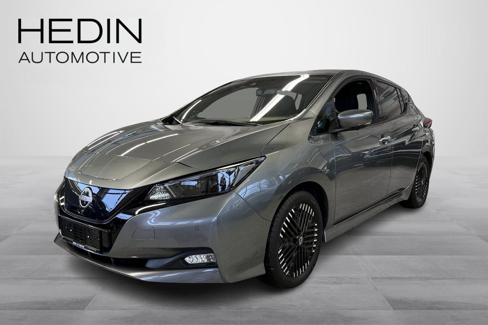 Nissan LEAF - ZPM-904