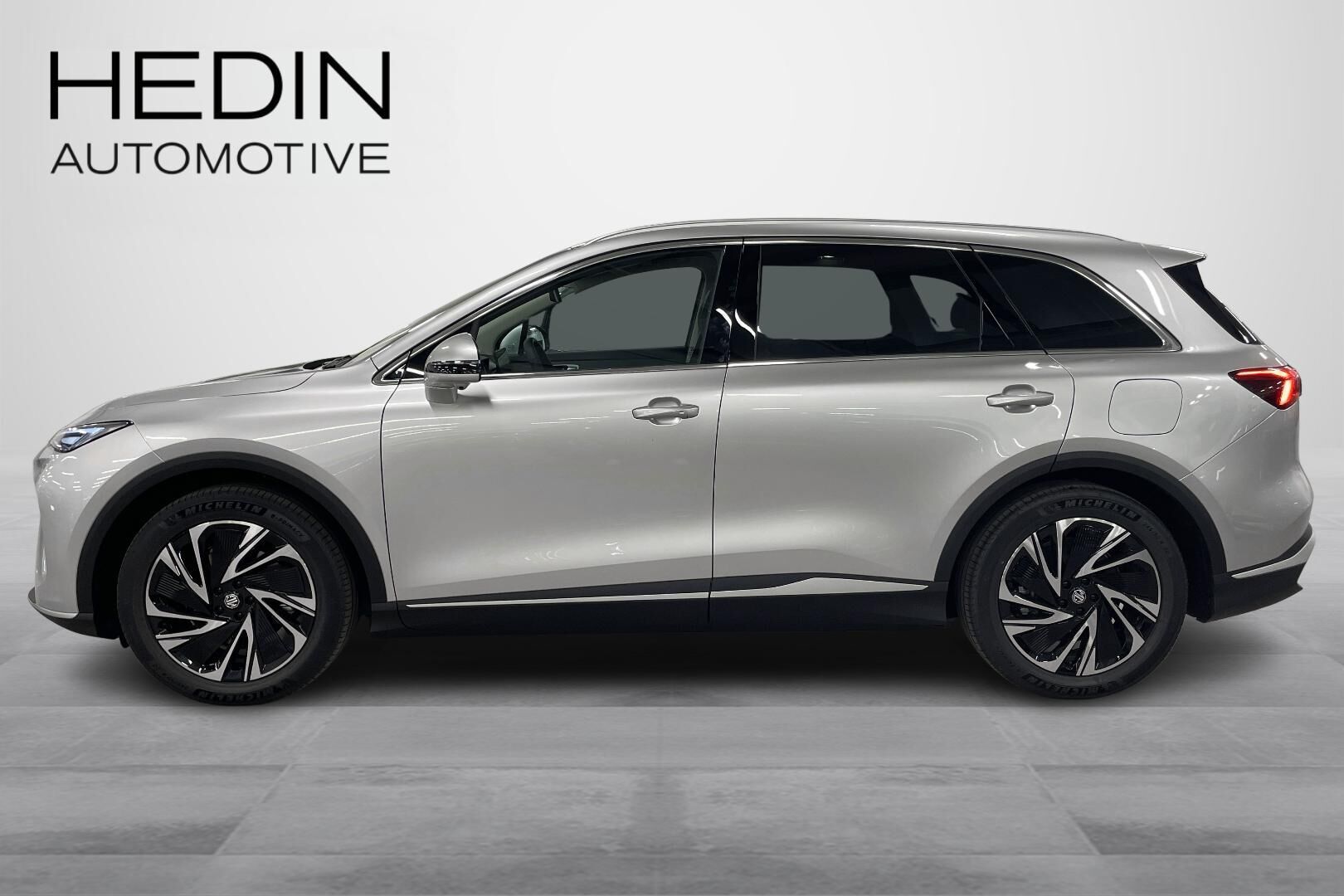 MG MGS6 EV Luxury AWD 2026, bild 3/33