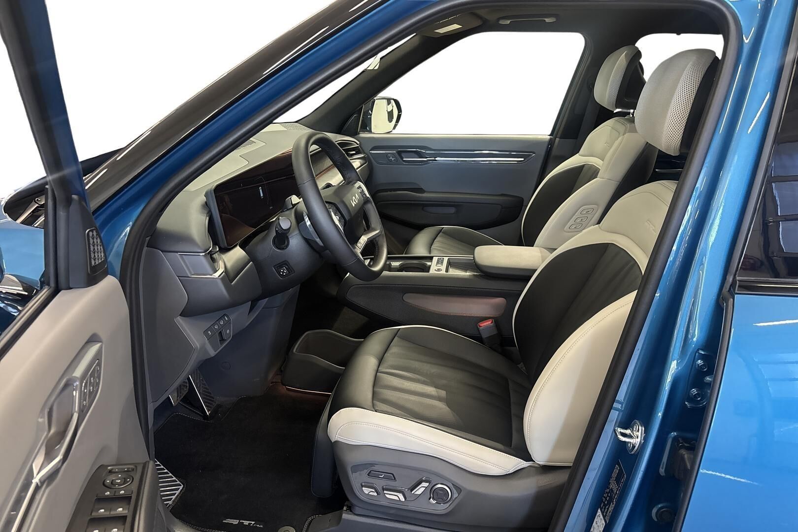 Kia EV9 GT-Line AWD 99,8kWh 384hv 7P 2026, kuva 7/32